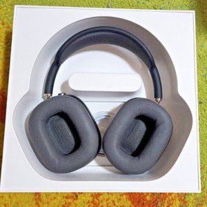 Apple AirPods Max - Space Gray (with receipt)